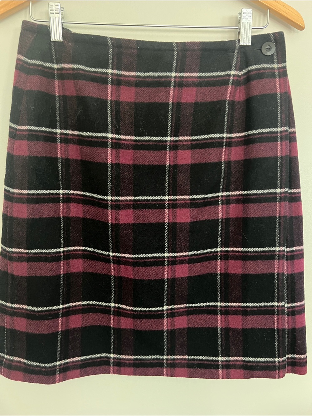 Style & Co. Black and Plum tartan Plaid womens 8 classic wool